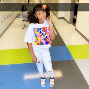 Meet your Posher, Justina